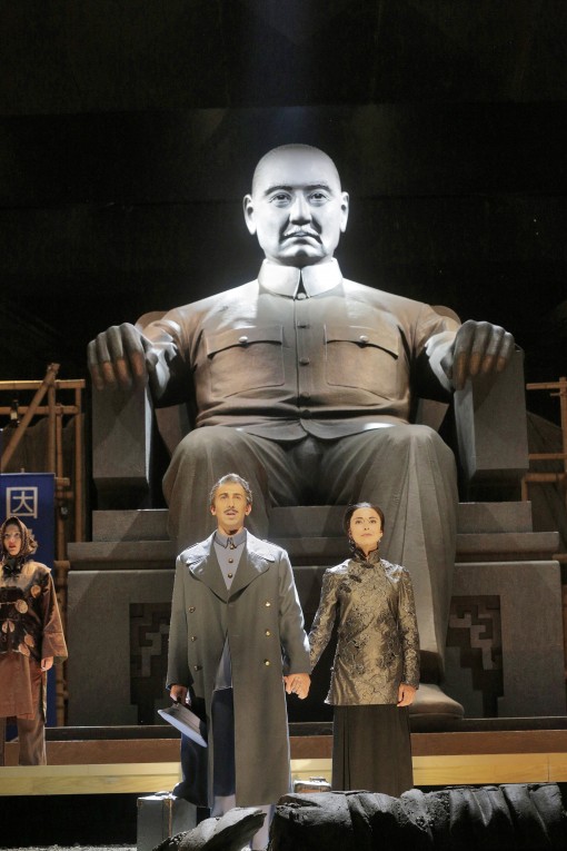 Joseph Dennis and Corinne Winters in Huang Ruo's "Dr. Sun Yat-sen" at Santa Fe Opera. Photo: Ken Howard